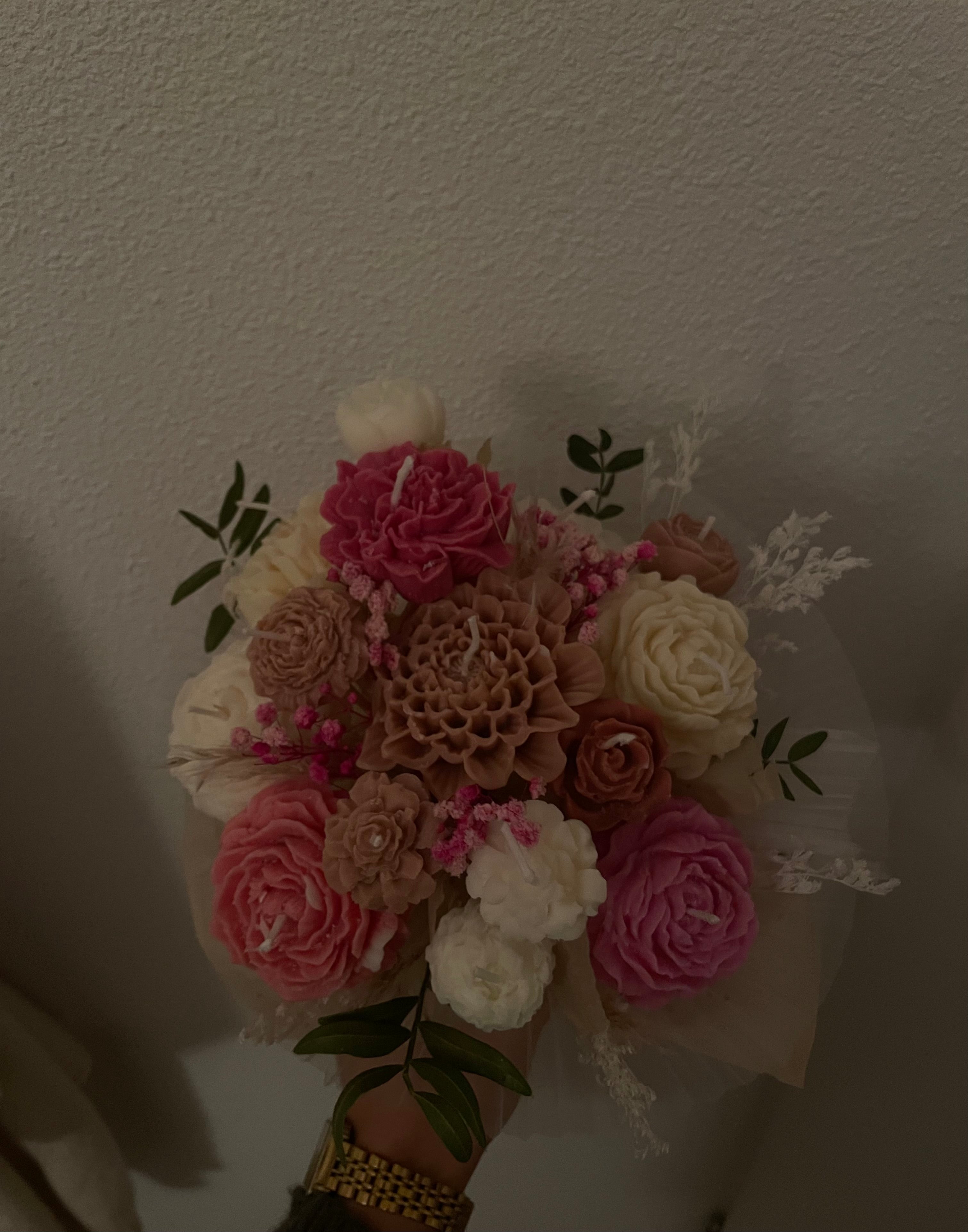 BLOOM BOEKET MEDIUM